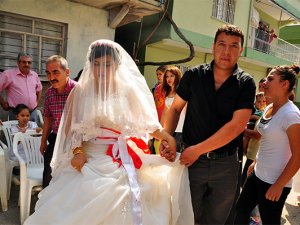 Osmaniye'de Damatsız Düğün