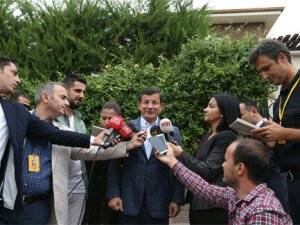 Davutoğlu'ndan sert eleştiri