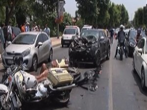 Maltepe'de Trafik Kazası: 1 Ölü, 3 Yaralı