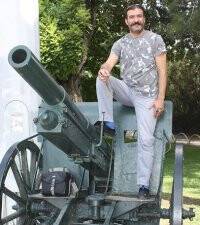 Metin Oralöz Sivas kalesinde