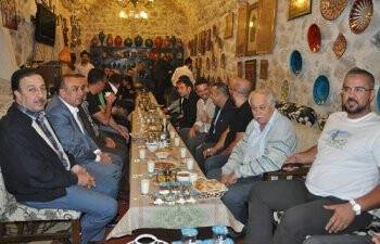 Çetnevirhan dostlarını ağırladı