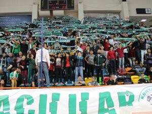 Takımını yalnız bırakma