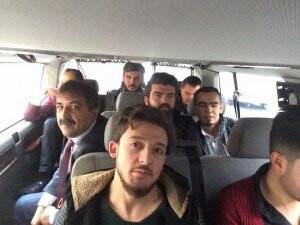 Veli Baranok manken adayları ile Ankara yolunda