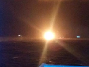 Hazar Denizi'nde Petrol Platformunda Yangın Çıktı