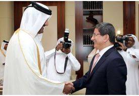 Davutoğlu Katar Emiri İle Bir Araya Geldi