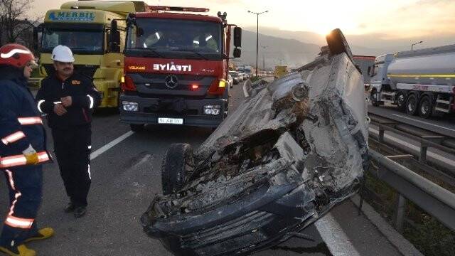 Yolcunun kopan saçları aracın altına yapıştı