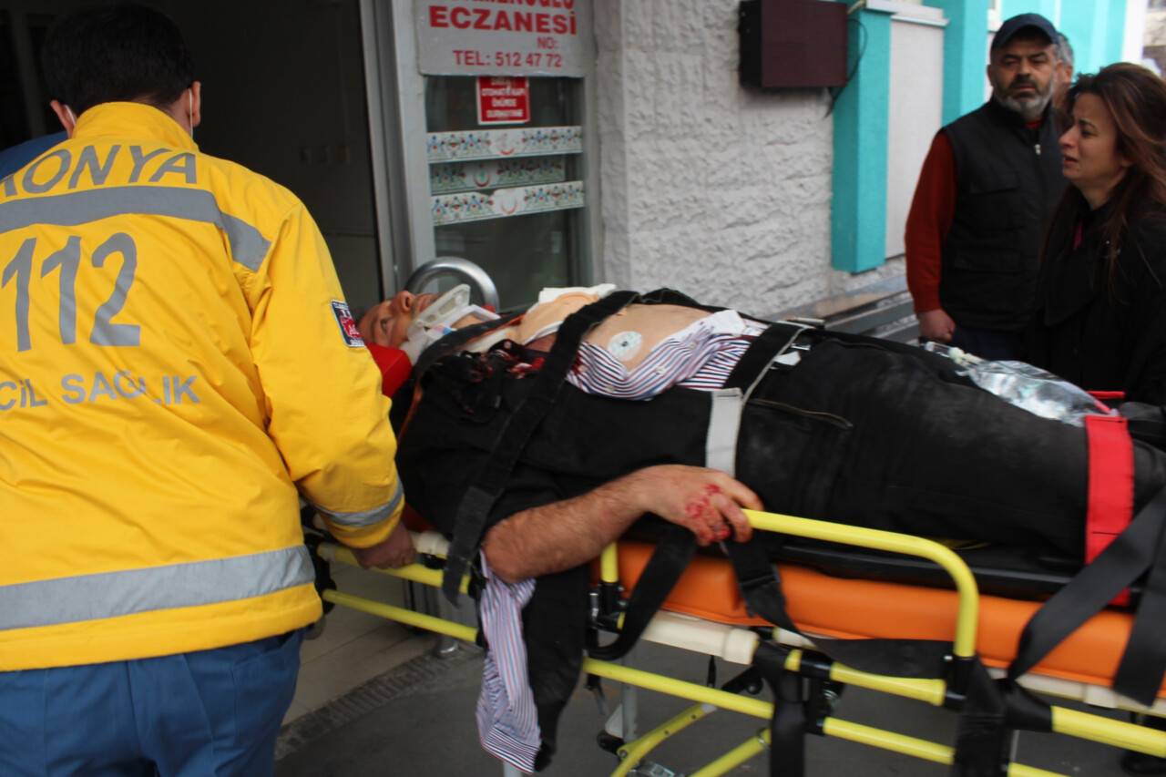 Konya'da bir öğretmen silahla yaralandı