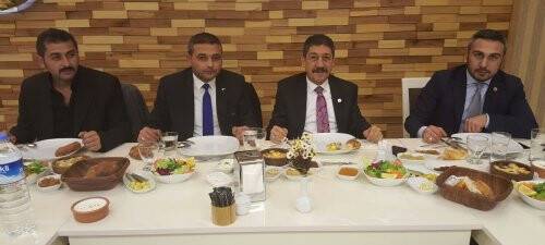 MİSİAD Genel Başkanı ve yönetimi Gocareis Restoranda