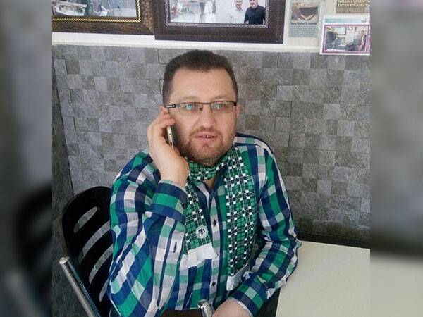 İsmail Küçüker molada