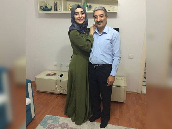 Üzeyir Durmuş hoca kızı ile