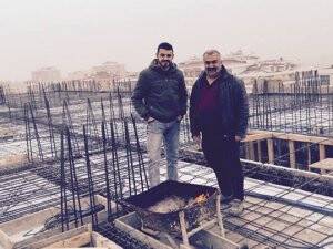 Kadir Aslanboğa ile Resul Kocabaş ısınmaya çalışıyor