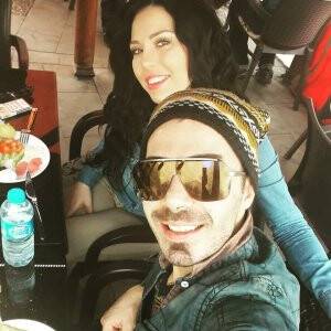 Taha ve Belemir kahvaltıda