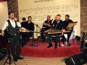 Erdem Karakaya coşturuyor