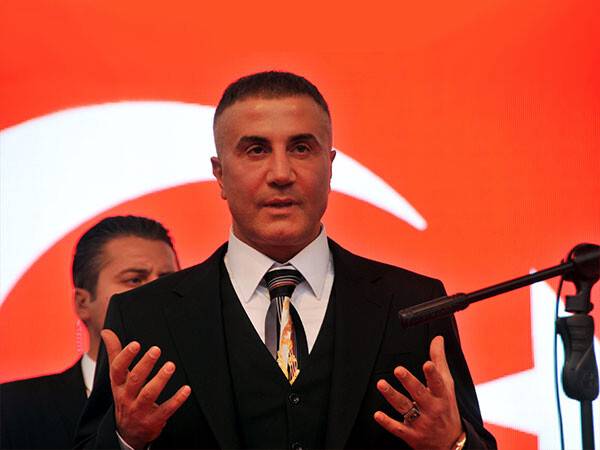 Sedat Peker’e akademisyenleri tehdit davasında beraat kararı