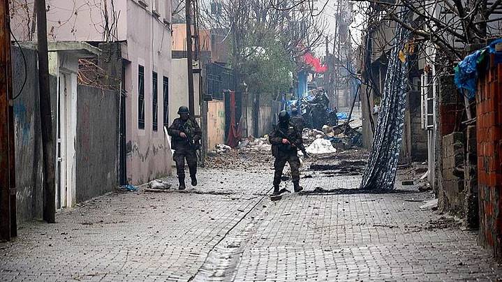 Şırnak Cizre'de Çatışma: 1 Polis Şehit