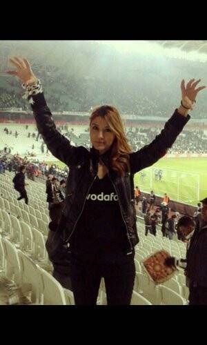 Dişi Kartal Cennet Kara