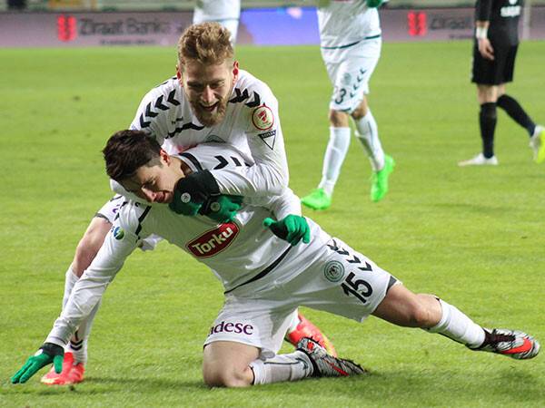 Emre Can’ın gol sevinci