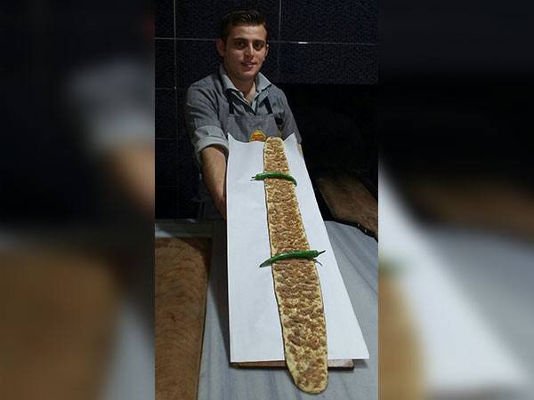 Hakan Can Kızılay’dan etliekmek şov