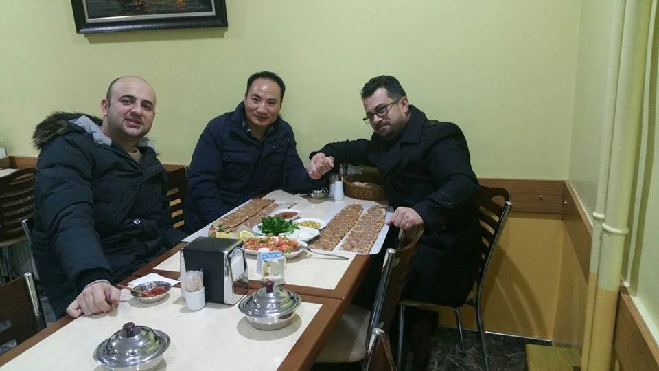 Çinli iş adamı Şfun Dostlar Etliekmek’te