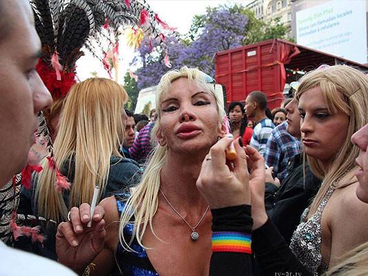 Pembe dizilerin amacı: Eşcinsel hayatı yaygınlaştırmak