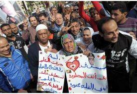 DARBE KARŞITLARI  SOKAKLARDA