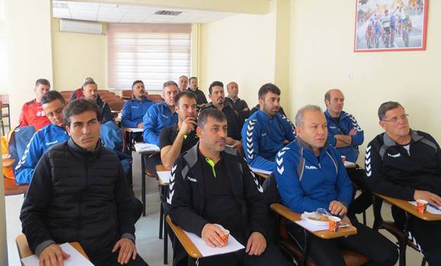 Alt yapı antrenörlerine eğitim verildi