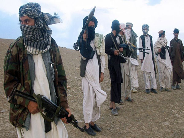 Afganistan'da 7 Taliban üyesi öldürüldü