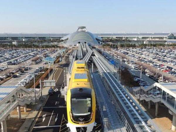 Güney Kore'nin ilk manyetik treni hizmete başladı