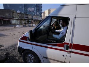 Cizre’de yaralıları almaya giden Ambulansa ateş açıldı