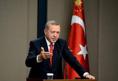 Cumhurbaşkanı Erdoğan Türkiye'ye döndü