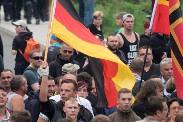 Merkel'in Türkiye'ye yalvarmasının nedeni belli oldu