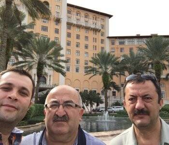 Soydemir Kardeşler ve Esat Bilici Küba’da