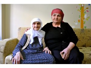 Kanseri yenen asırlık ninenin Erdoğan sevgisi