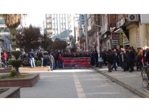 Kızıltepe'de izinsiz gösteriye müdahale