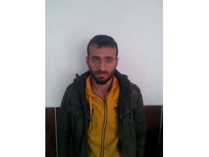 Suriye'den Türkiye'ye geçmeye çalışan 2 terörist yakalandı