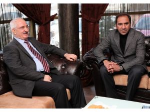 Vali Barut'tan Medicana Sivasspor'a destek