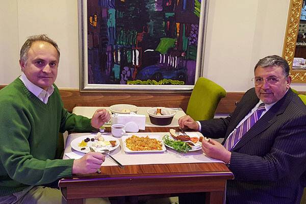 Süleyman Temizci Bey ile Kemal Soylu’nun kahvaltısı