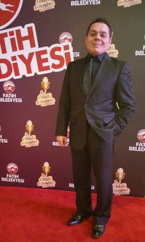 Adnan Tayfun Sihirli Mikrofon Radyo Ödülleri Gecesinde