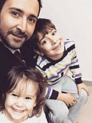 Örnek aile reisi Mustafa Uzbaş Beyin yüzü gülüyor