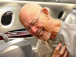 Uçakta kalp krizi geçiren yolcu hayatını kaybetti