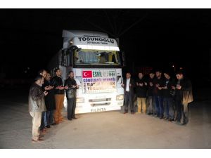 Aksaray'dan Bayırbucak Türkmenlerine yardım