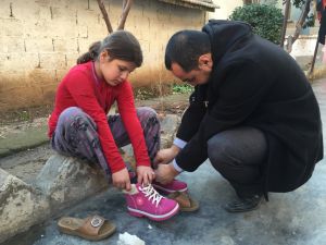 Suriyelilere yardımlar sürüyor