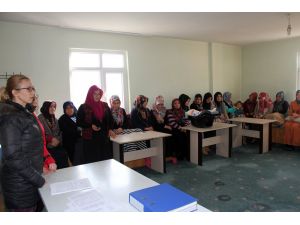 Suşehri’nde "Örtü altı sebze yetiştiricliği" kursu açıldı