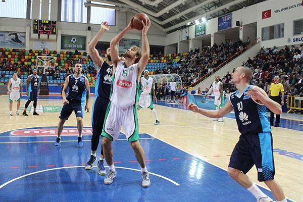 Devler, Telekom karşısında