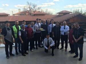 Hacı Şükrü’de doğum günü kutlaması