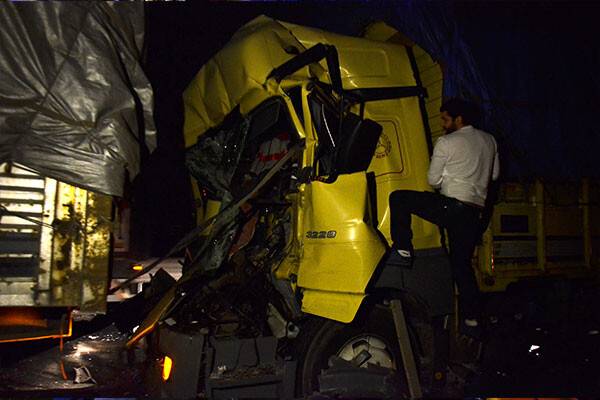 Kocaeli'de zincirleme trafik kazası, 1 ölü