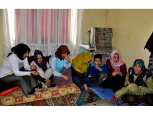 Savaştan kaçan Türkmen aileye mahalleli sahip çıktı