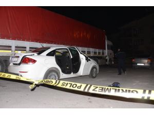 Konya'da otomobilde patlama: 2 yaralı
