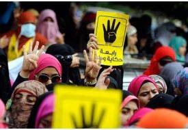 Darbe Karşıtları Sokaklara Döküldü