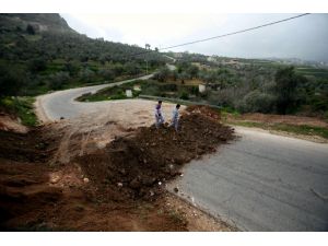 İsrail Nablus kenti ana girişlerini kapattı